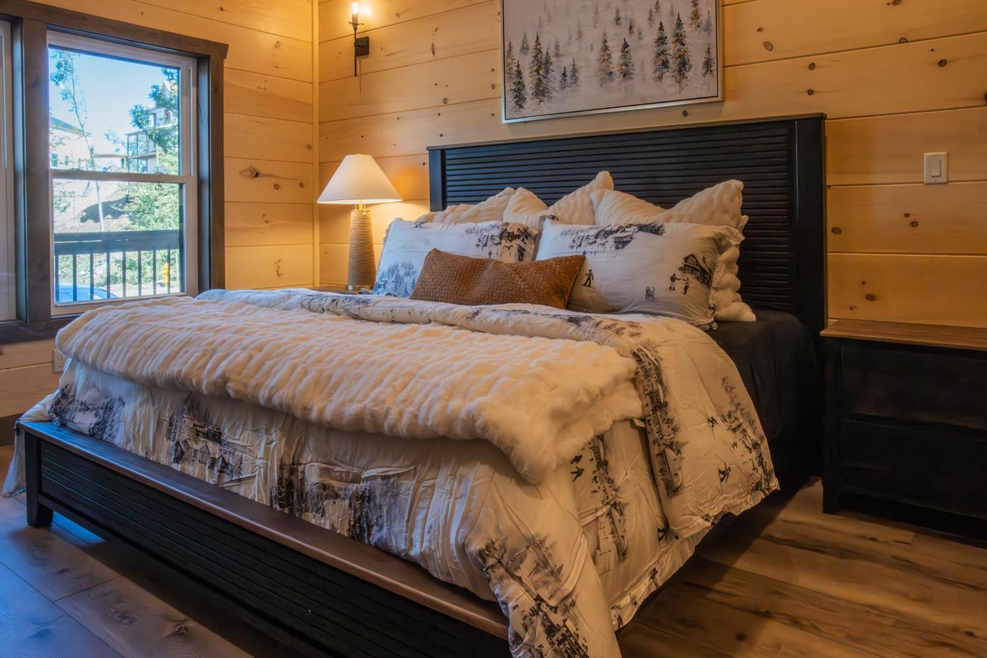 Luxury 12-Bedroom Cabin With Indoor Pool, Hot Tub & Movie Theater, Sleeps 36 سيفيرفيل المظهر الخارجي الصورة